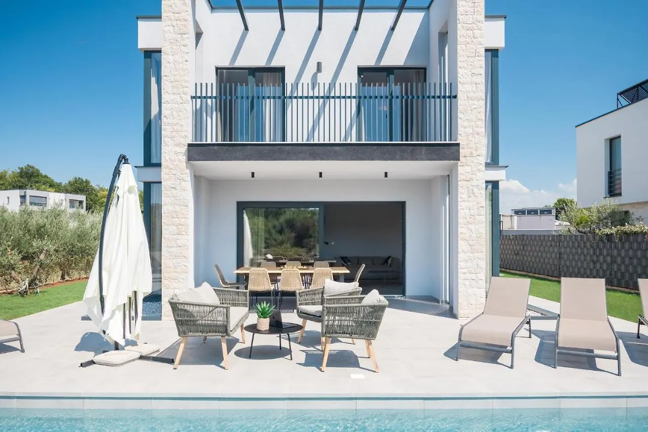 Villa Grota Porec